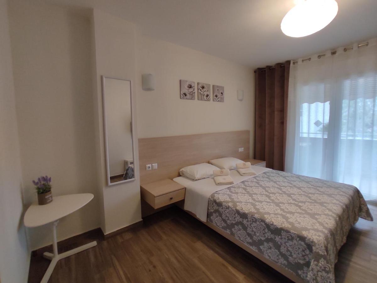 Royals Apartments Nikiti  Exterior foto